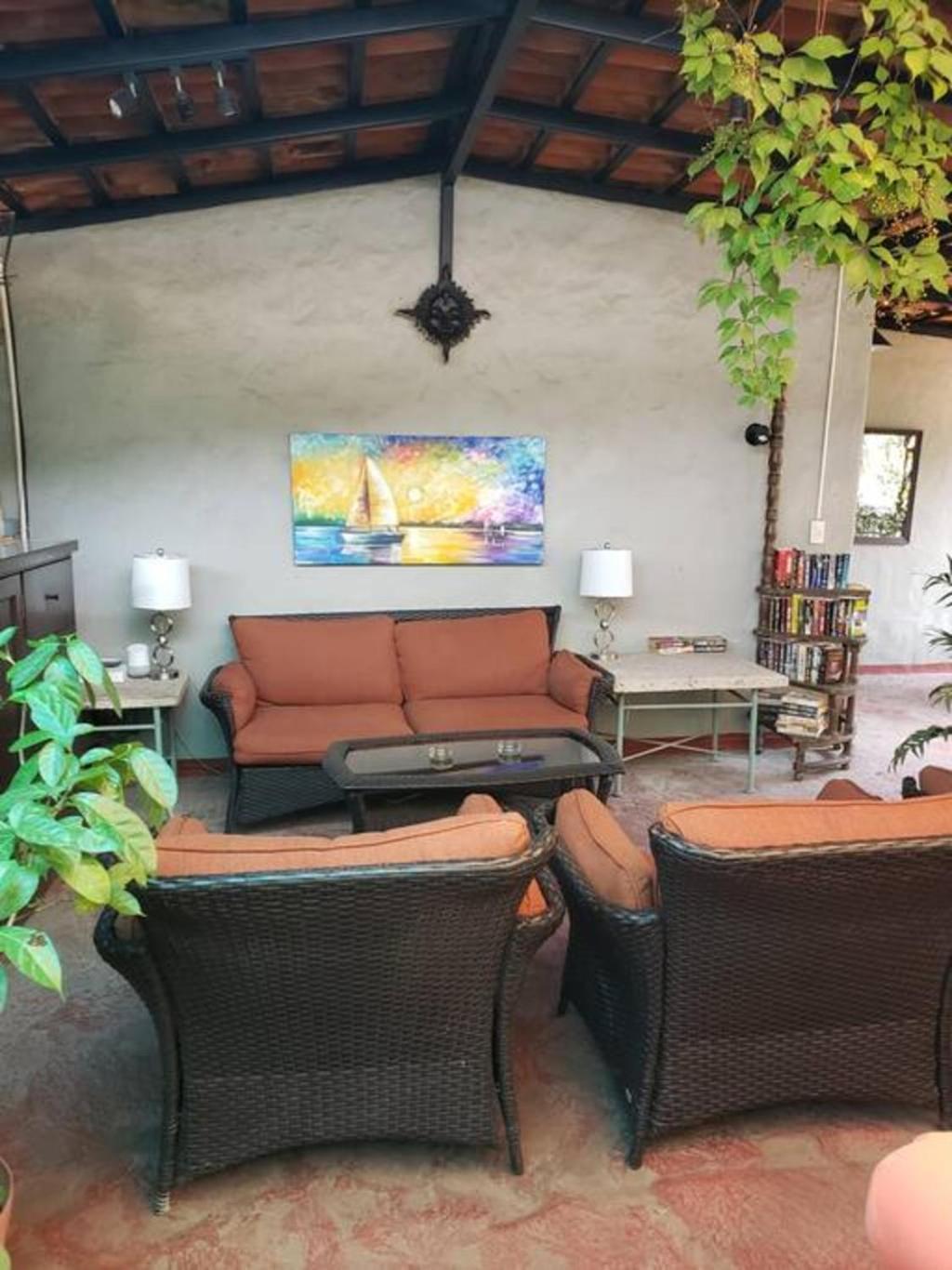 Enjoy Ac In Our Guest Room At Inn Ajijic Exterior photo